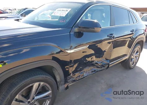 2024 Volkswagen Atlas Cross Sport Sel R-Line z USA, uszkodzony, nr VIN 1V2AE2CA1RC217976